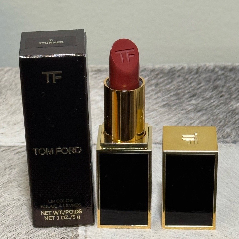 Tom Ford Runway Matte Lipstick in Shade Stunner